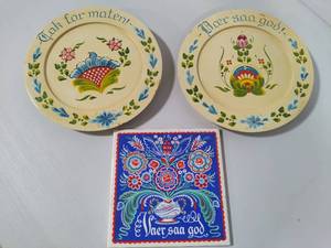 lot 46 image: Norwegian Folk Art
