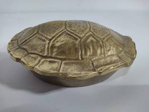 lot 30 image: Brass Tortoise Shell Trinket Holder