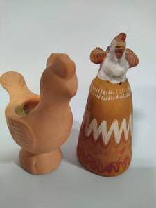 lot 134 image: Terra Cotta Chicken Bell & Candle Holder