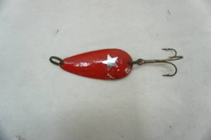 lot 26 image: Vintage Spoon Lure
