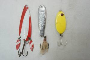 lot 49 image: Vintage Marathon, Hopkins Shorty 75, and one more unbranded