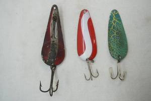 lot 50 image: Vintage James E. Clark Spoon Lure, and 2 unbranded