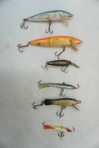 lot 72 image: Vintage Rapala & L&S Fishing Lure Lot (5ct)