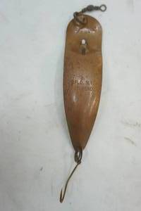 lot 93 image: Vintage Brass Spoon Lure Underwater Jays MFG. Buffalo NY