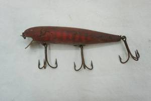 lot 107 image: Vintage Pflueger Palomine Fishing Lure