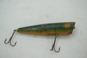 lot 109 image: Vintage Fishing Lure 5 topwater popper