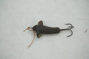 lot 143 image: Vintage Rublex Hard Rubber Devon Minnow Lure