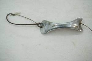 lot 175 image: Vintage South Bend Peach-Oreno Fishing Lure