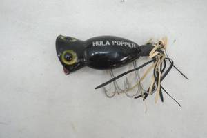 lot 178 image: Vintage Hula Popper Fishing Lure
