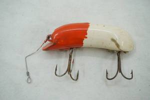 lot 231 image: Vintage P&K bright Eyes 1950s Fishing Lure