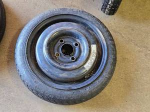 lot 17 image: Compact Spare Tire