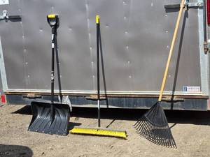 lot 59 image: Set of Yard Tools Snow Shovel, Broom, and Rake