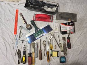 lot 82 image: Hand Tools Including Taping Knife and Putty Knives, Screwdrivers, Pliers and More