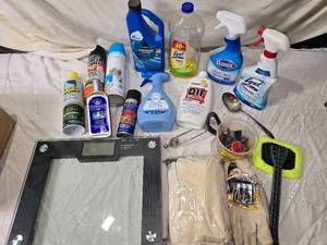 lot 124 image: Cleaning Supplies (Partially full) and Digital Scale