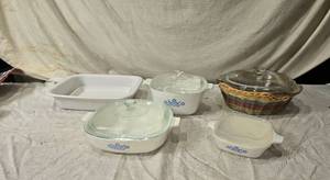 lot 127 image: Corning Ware Bakeware