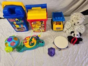 lot 140 image: Childrens Toys including Building Blocks, Plush Toys, and Musical Instruments