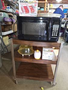 lot 175 image: Hamilton Beach Microwave, Stand and Accessories Bundle