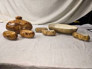 lot 188 image: Vintage Atlantic Mold Ceramic Potato-Shaped Dishes