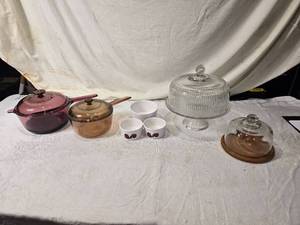 lot 190 image: Kitchenware with Corning Vision Cookware and Glass Domes