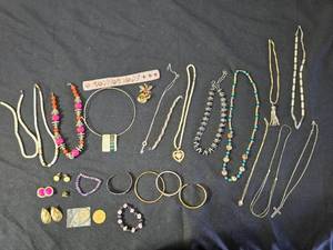 lot 208 image: Vintage Jewelry with Necklaces, Bracelets, and Coins