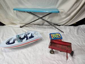 lot 247 image: Lot of Vintage Toys Ertl Tin Toy Trailer, Metal Lunchbox, and Aviva Fishin Buddy Boat
