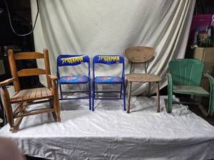 lot 256 image: Lot of 4 Vintage Childrens or Dolls Chairs Including 2 With Spider-Man Design