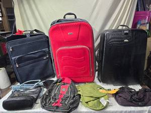 lot 261 image: Bags and Luggage Samsonite, Modena, and Backpack