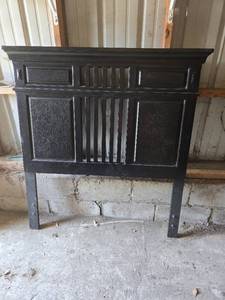 lot 300 image: Black Wooden Headboard with Frame