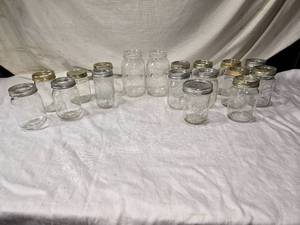 lot 500 image: Variety of Canning Jars
