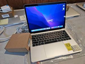 lot 413 image: REFURBISHED MACBOOK PRO