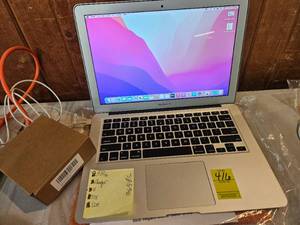 lot 416 image: REFURBISHED MACBOOK AIR