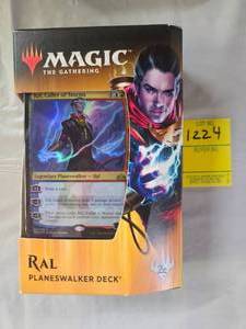 lot 1224 image: MAGIC THE GATHERING RAL PLAINSWALKER DECK