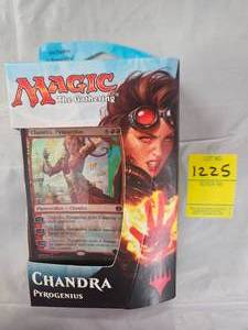 lot 1225 image: MAGIC THE GATHERING CHANDRA PYROGENIUS DECK