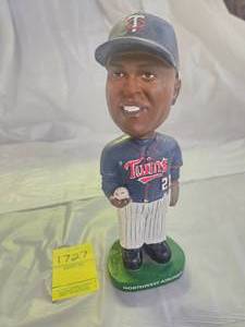 lot 1727 image: DELMON YOUNG BOBBLEHEAD