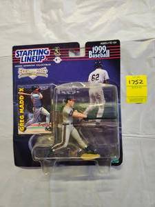 lot 1752 image: STARTING LINEUP GREG MADDUX ACTION FIGURE