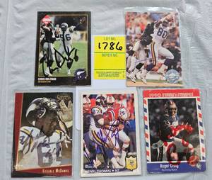 lot 1786 image: FIVE SIGNED FOOTBALL CARDS