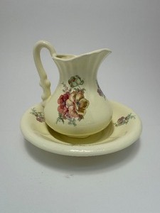 lot 4 image: Small Athena California Pitcher and Holding Plate