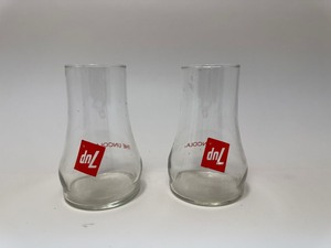 lot 13 image: 1970s 7UP Glasses