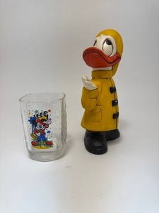 lot 17 image: Vintage Disney Lot