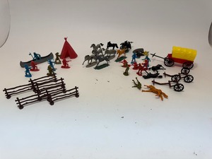 lot 55 image: Cowboys and Indians