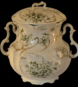 lot 32 image: Vintage J & G Meakin Covered Urn