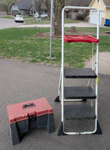 lot 115 image: Folding Step Ladder and Stool