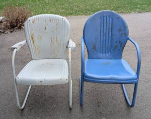 lot 126 image: Vintage Painted Metal Patio Chair and Rocker