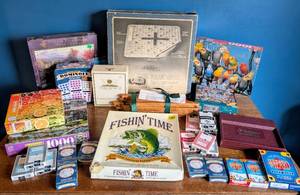 lot 129 image: Variety of Games and Puzzles