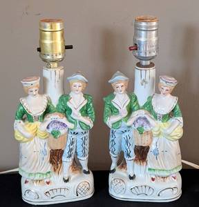 lot 131 image: Pair of Porcelain Figurine Table Lamps