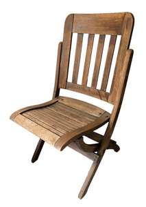 lot 155 image: Vintage Wooden Folding Chair