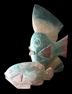 lot 58A image: Fantastic Fish Decor in Pastel Hues