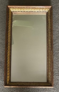 lot 190 image: Vintage Mirror