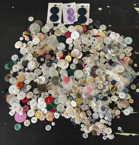 lot 205 image: Buttons Buttons Buttons