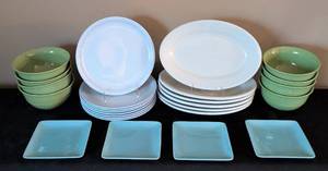 lot 147 image: Assorted Serving Dishes
